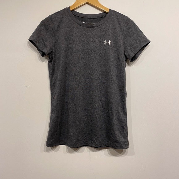 **$5 SALE** Under Armour Grey Crew New Workout T-Shirt Size Small - Picture 1 of 2